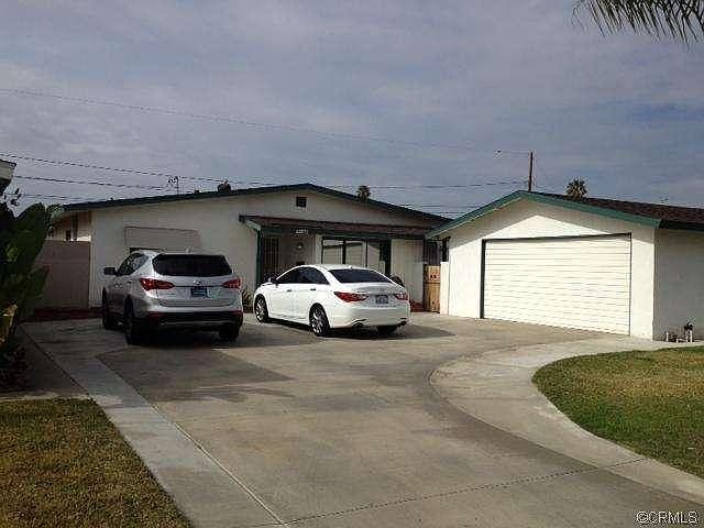 1st image of 13571 Palomar St