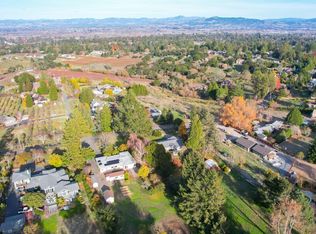 2810 Pleasant Hill Rd, Sebastopol, CA 95472