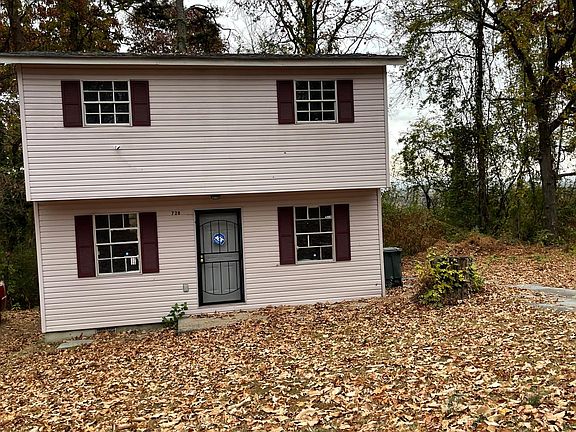 2nd image of 728 Sylvan Dr
