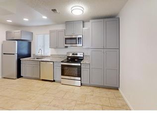 205 N Mariposa St #201, Fresno, CA 93701