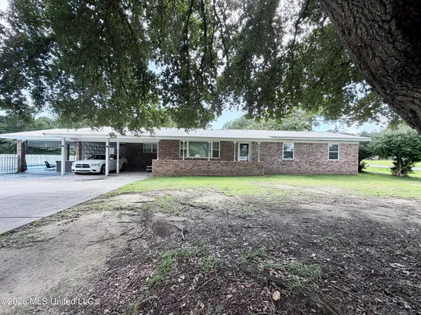 22612 Highway 613, Moss Point, MS 39562
