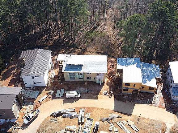 5th image of 3844 Rivermont Rd