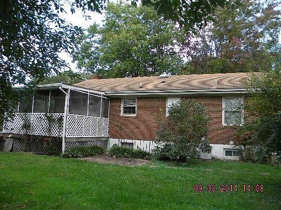 2nd image of 712 Hugh Ave