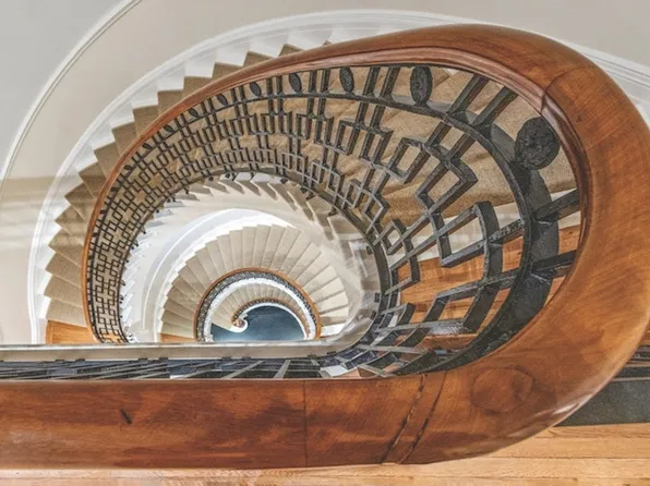 36 East 63rd Street image 34 of 38