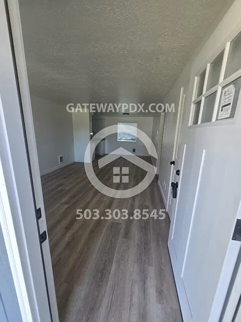 4140 Gary St NE — Photo 2