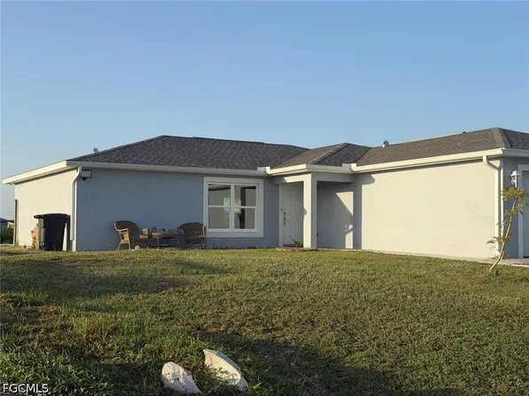 1046 Saturn Ct, Labelle, FL 33935