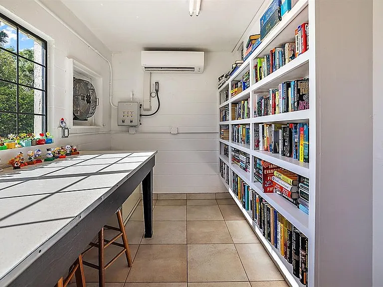 101 N Grandview St #203 — Photo 36