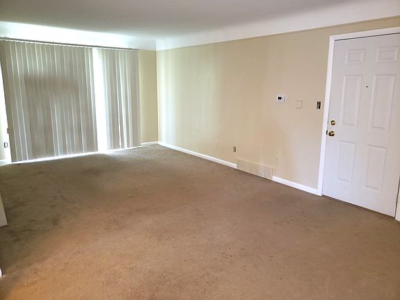 5th image of 401 N Eton St APT 102