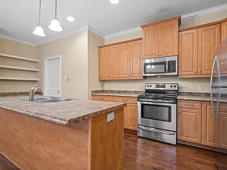 3743 Vista Cove Dr — Photo 5