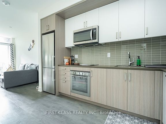 5th image of 1575 Lakeshore Rd W #159