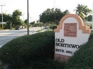 430 W 35th St, Riviera Beach, FL 33404