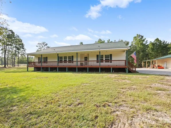 1835 Neely Wingard Rd, Gilbert, SC 29054