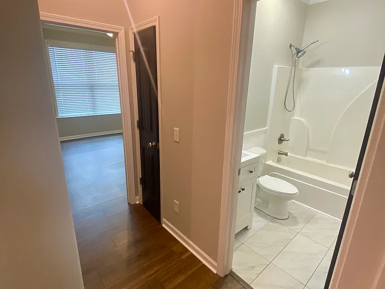 143 Stonegate Dr — Photo 14