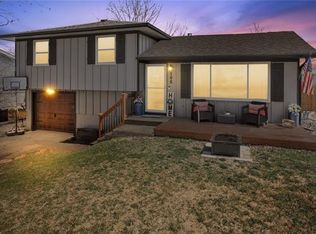 506 N Franklin St, Spring Hill, KS 66083