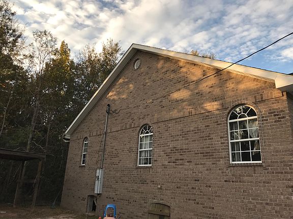 4th image of 10201 N Byrd Ave