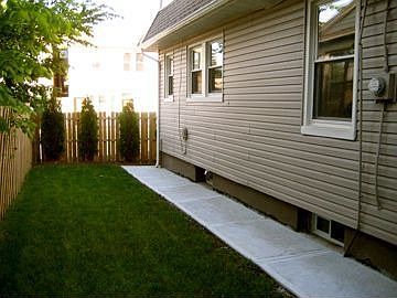 2nd image of 56 Telford St