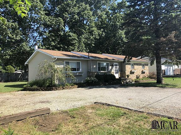 3rd image of 3688 1st St