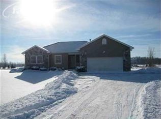 1470 E Baldwin Rd, Grand Blanc, MI 48439