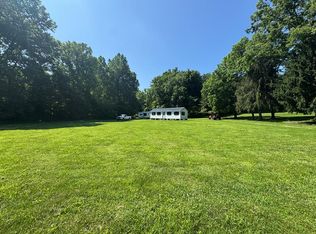 2006 State Route 279, Oak Hill, OH 45656