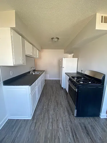 646 22nd Ave NE #1 Photo 1