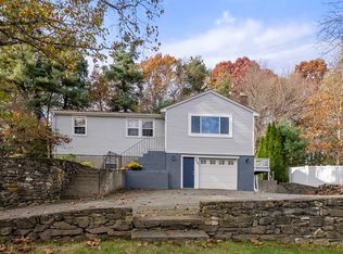 50 Priest St, Hudson, MA 01749