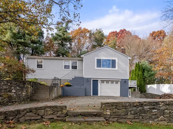 50 Priest St, Hudson, MA 01749