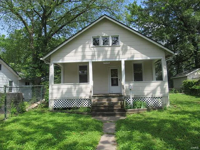 2846 Lyndhurst Ave photo 1