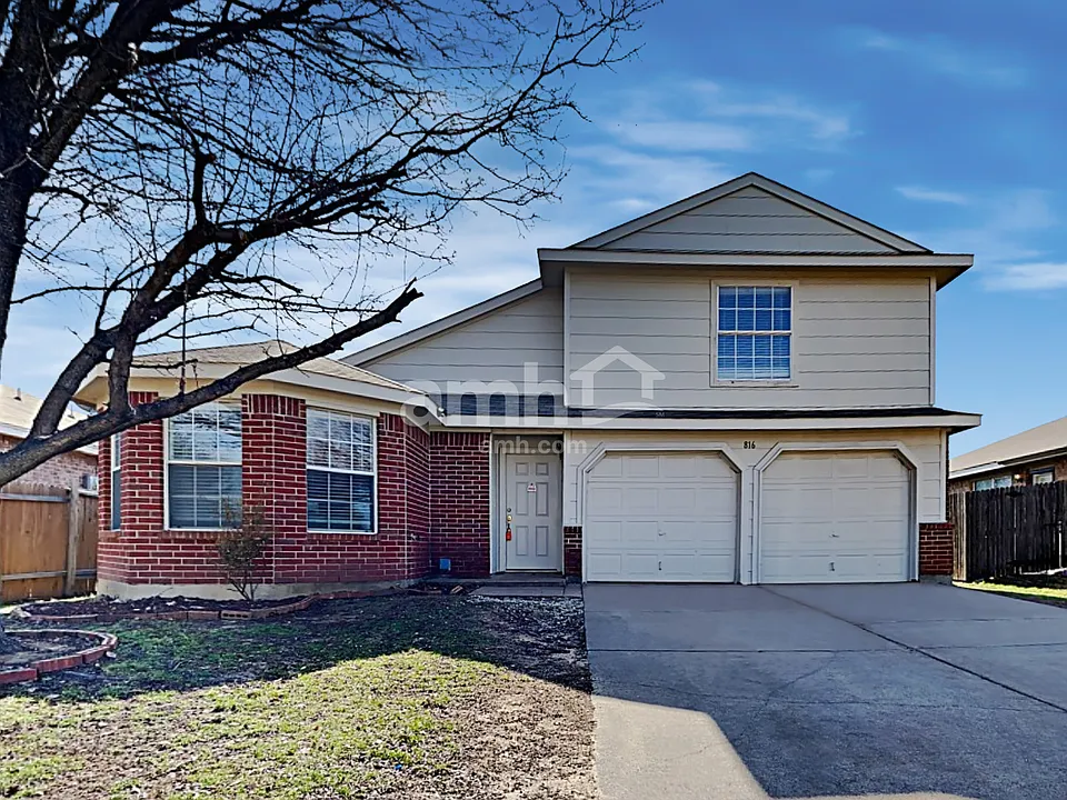 816 Meadowlark Dr