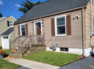 74 Shady Ln, Hamilton, NJ 08619
