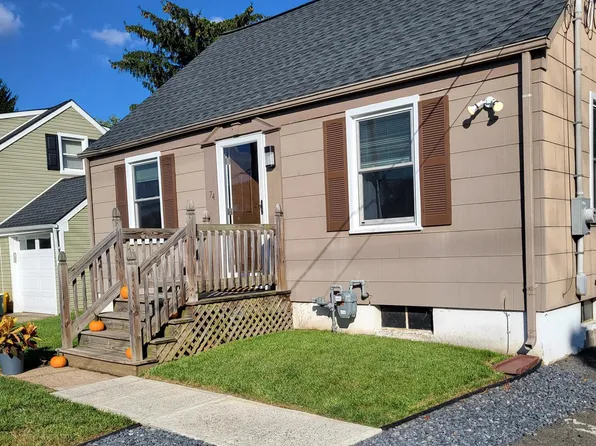 74 Shady Ln, Hamilton, NJ 08619