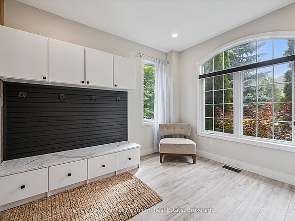 5th image of 3 Truesdale Cres