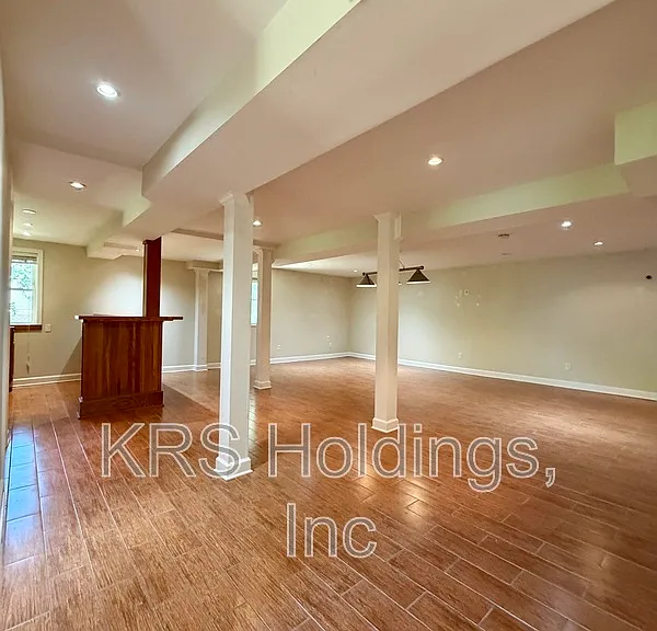 6048 Rhonda Rd — Photo 21