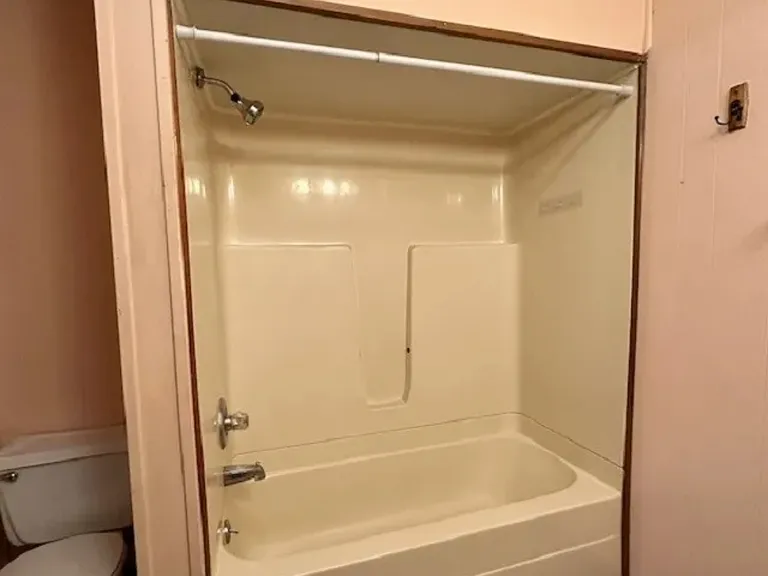709 Pierce St — Photo 10