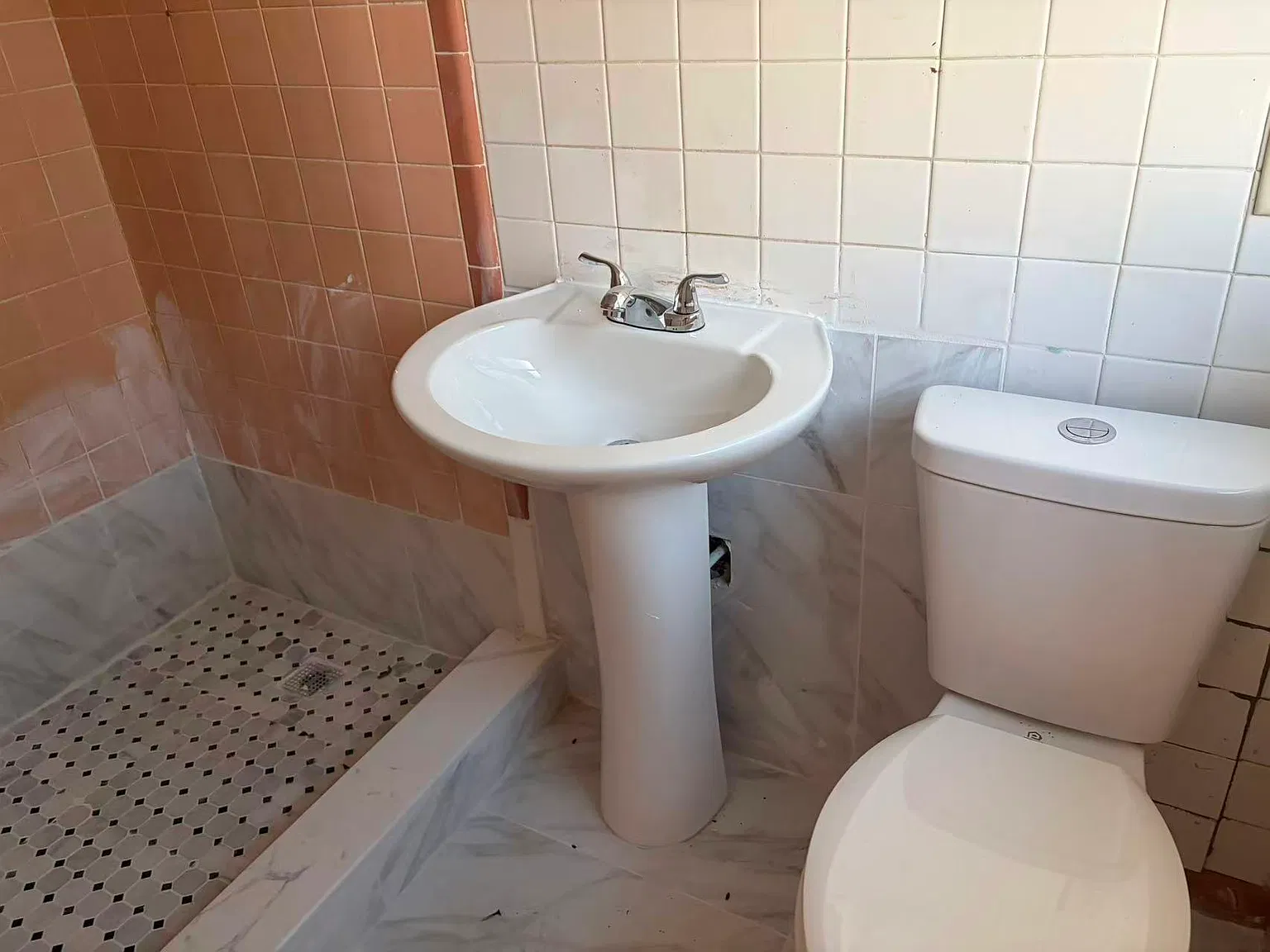 4 bed, 1435 sqft, $2,500 — Photo 2