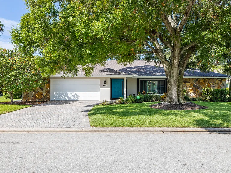 4125 Pinar Dr — Photo 8