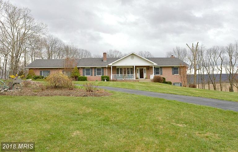 Welcome Home - All Brick on 2 Acres