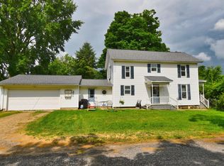 7402 Deans Hill Rd, Berrien Center, MI 49102