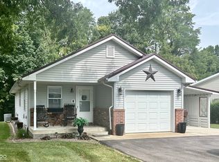 212 Olive Ct, Rockville, IN 47872