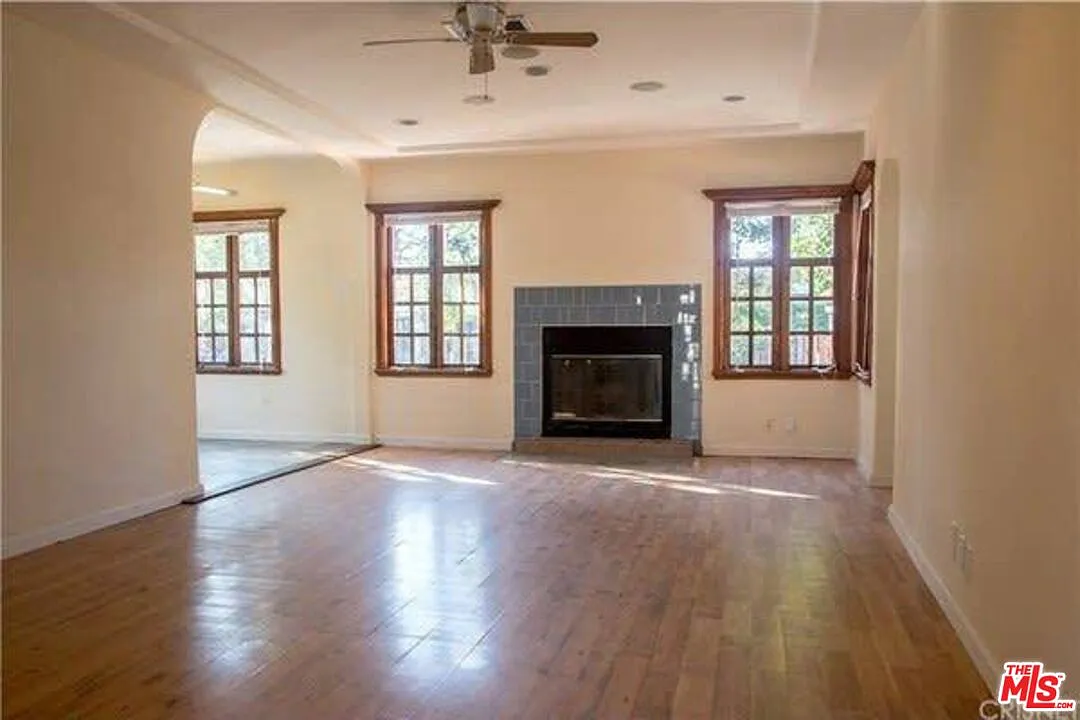 4 bed, 2.0 bath, 1650 sqft, $4,275 — Photo 3