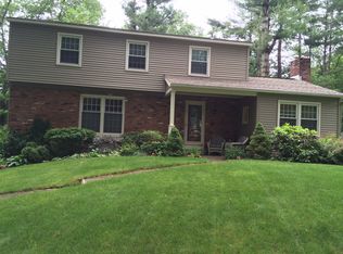 19 Nottingham Way S, Clifton Park, NY 12065