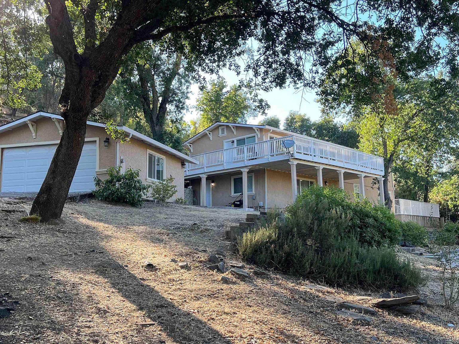 256 Vine St, Vacaville, CA 95688 | Zillow
