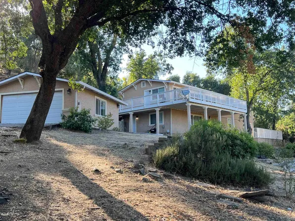 256 Vine St, Vacaville, CA 95688