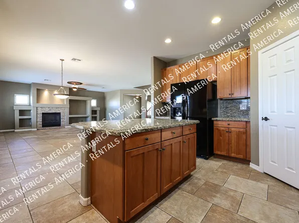 26462 N 165th Dr, Surprise, AZ 85387