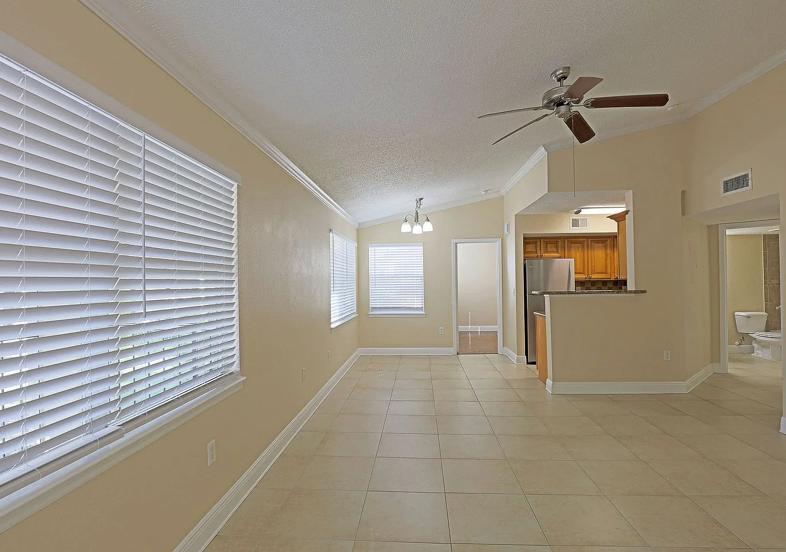 Venetian Palms 12601-1104 — Photo 3