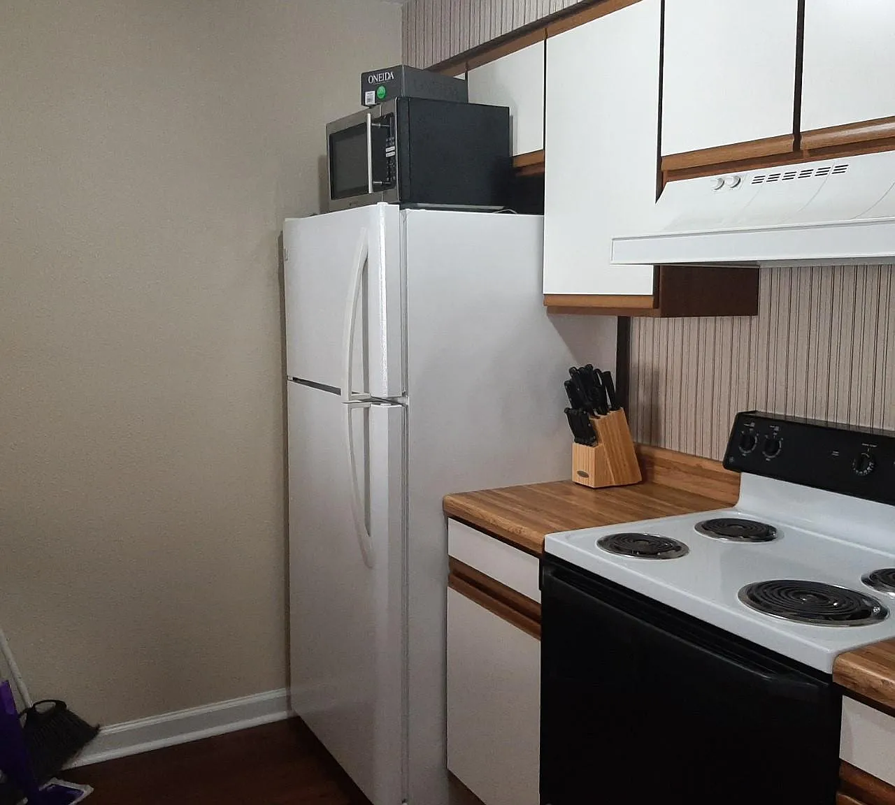 1 bed, 800 sqft, $1,300 — Photo 4