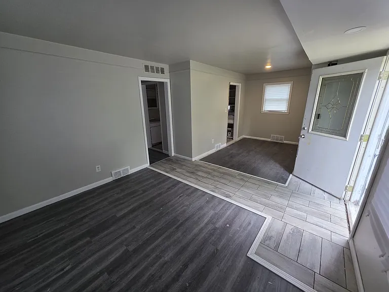 9252 Minock St — Photo 4