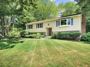 22 Blake Rd, Monroe, CT 06468