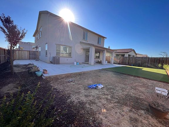 5th image of 7619 Blue Bell Cir