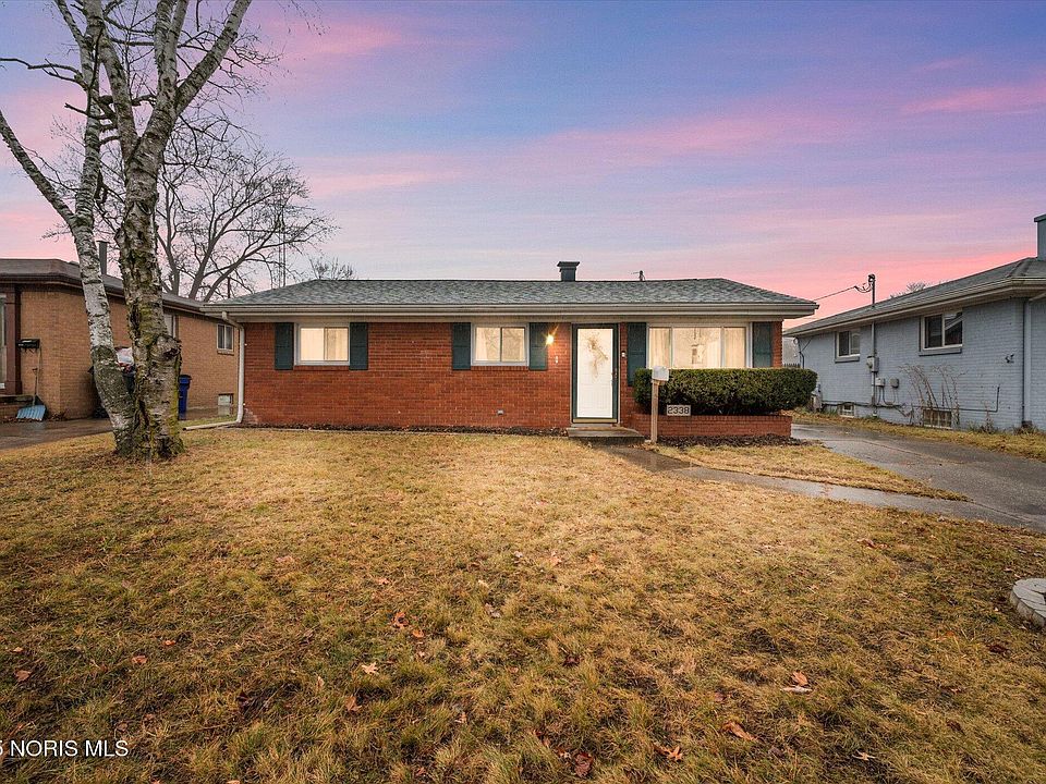1st image of 2338 Brookridge Dr