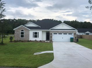 45 Sycamore Trl, Crawfordville, FL 32327